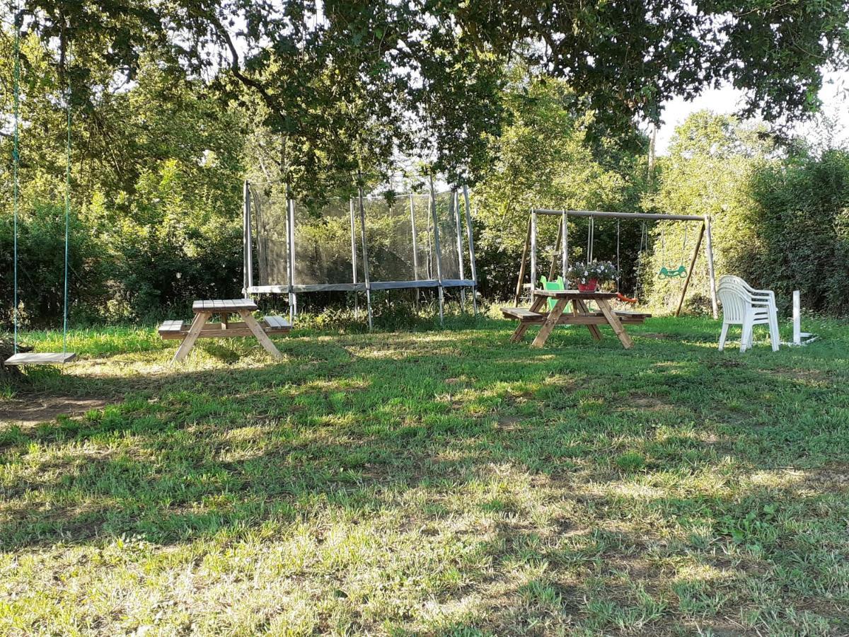 Escale Reunionnaise Bed & Breakfast Chirac  Exterior photo